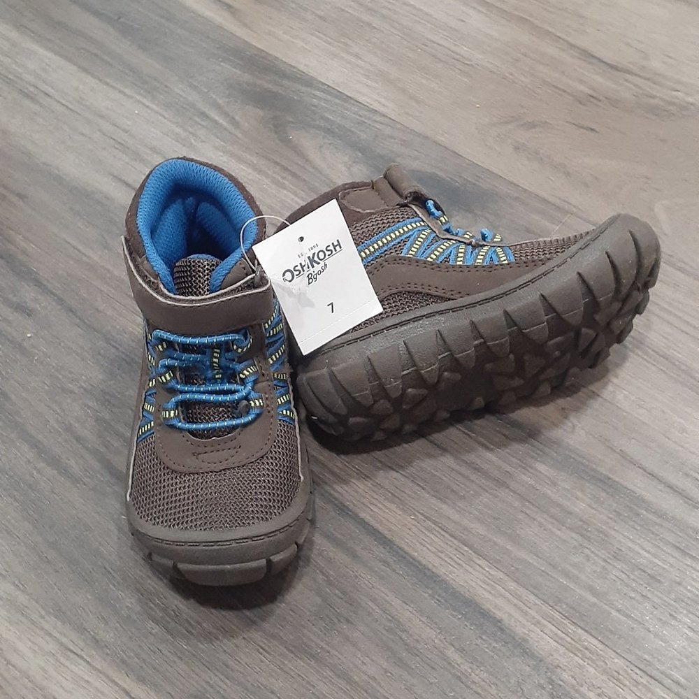 Oshkosh B'gosh griffin toddler boots size 7